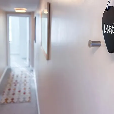 アパート Waterside Apartment, Falmouth, Vi-spring King Bed, Gated Parking *